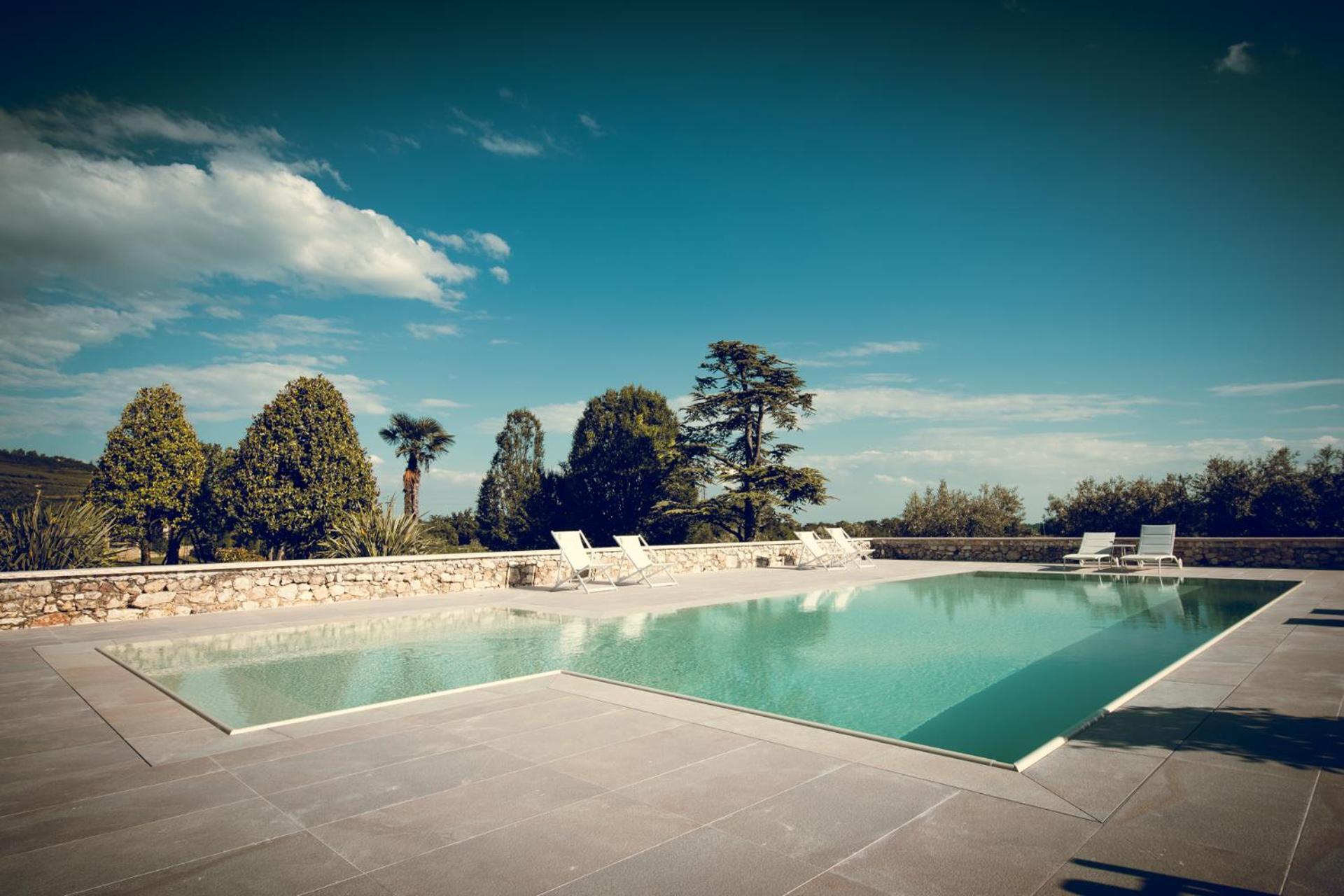 Verdeolivo 1876 - & Pool